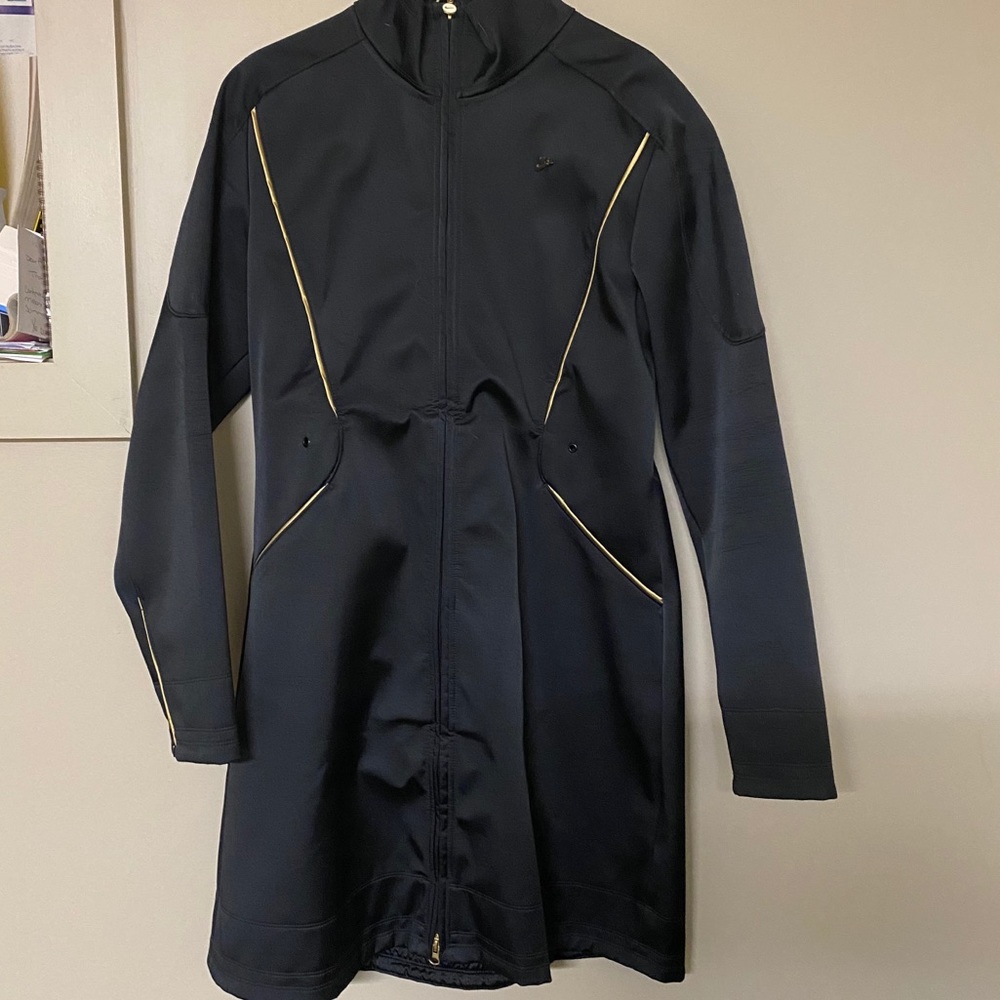 Nike Waterproof Jacket - Picture 3 of 3